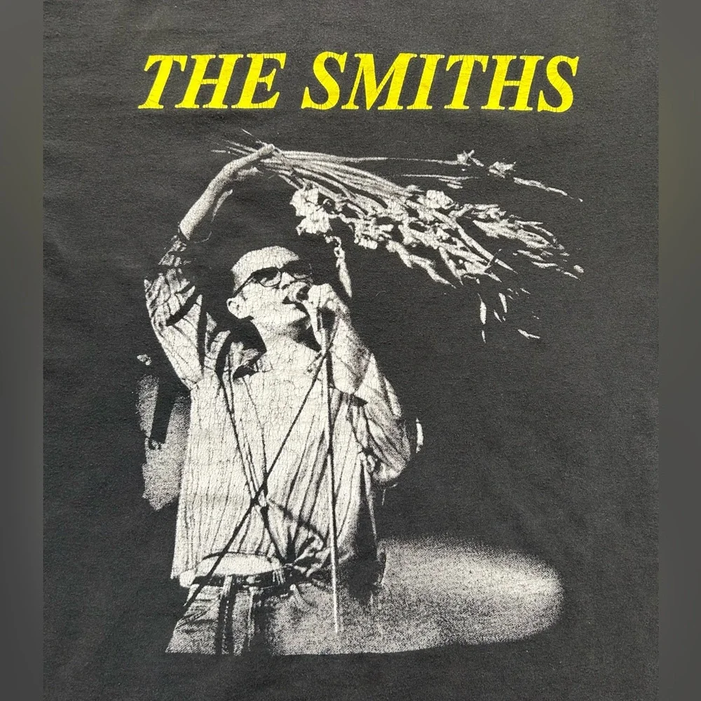 Smiths T-shirt, nicely worn in with a light fade - Picture 2 of 6